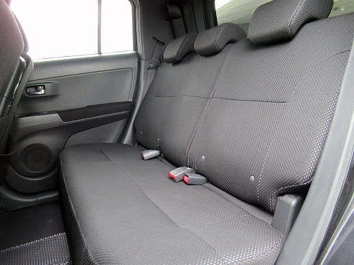 Купить Тойота бБ 2011г.