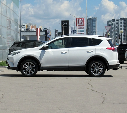 Купить Тойота Новый RAV4 2015г.