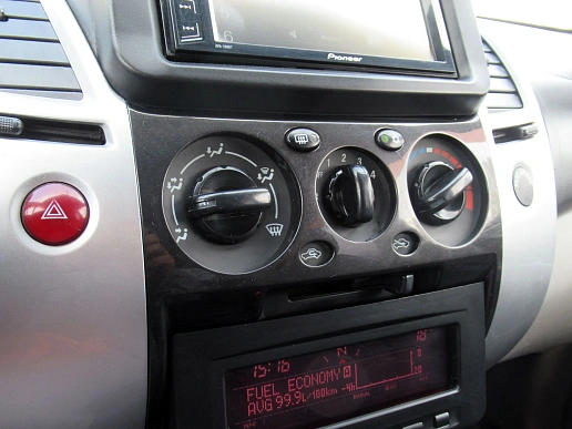 Купить Митсубиси Паджеро Спорт 2011г.