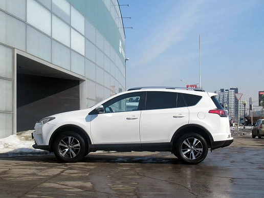 Купить Тойота Новый RAV4 2017г.