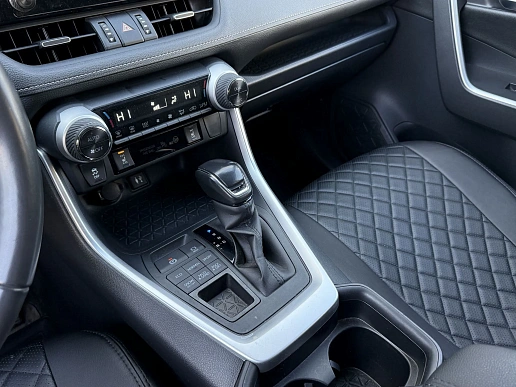 Купить Тойота Новый RAV4 2019г.