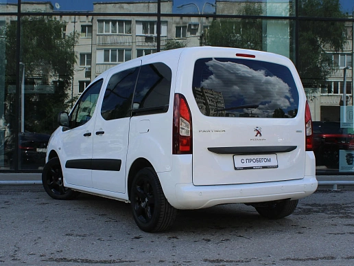 Купить Пежо Партнер 2021г.