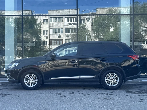 Купить Митсубиси Оутлендер 2015г.