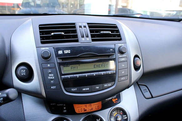 Купить Тойота Новый RAV4 2011г.