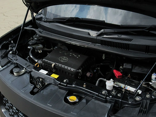 Купить Тойота бБ 2011г.