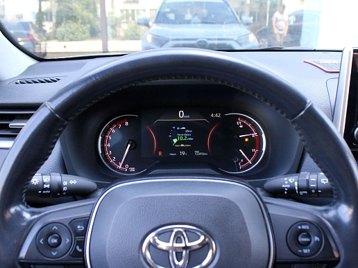 Купить Тойота Новый RAV4 2019г.