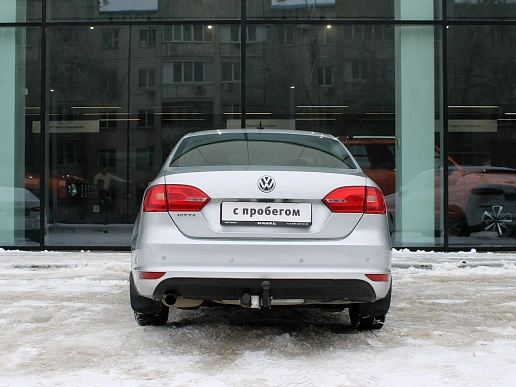 Купить Фольксваген ДЖетта 2012г.