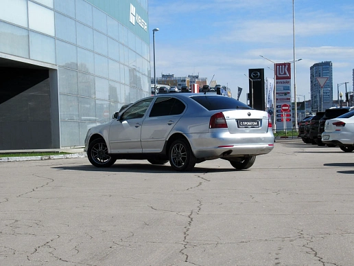 Купить Шкода Октавиа 2010г.