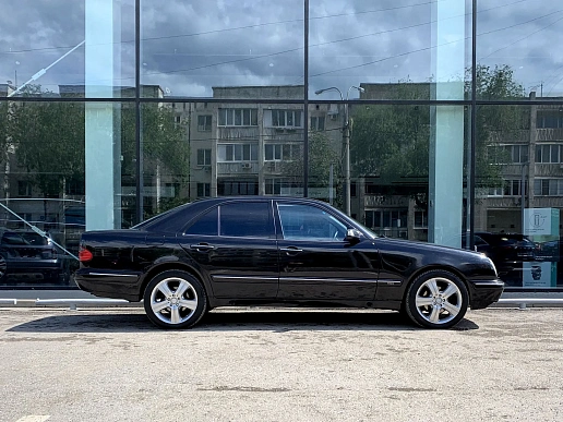 Купить Мерседес-Бенз Е-Класс 2000г.