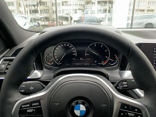 Купить БМВ 3 серия 2019г.