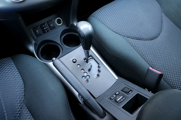 Купить Тойота Новый RAV4 2011г.