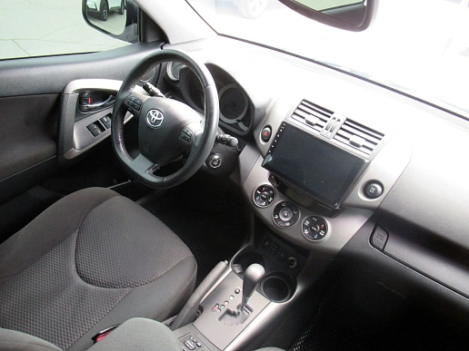 Купить Тойота Новый RAV4 2010г.