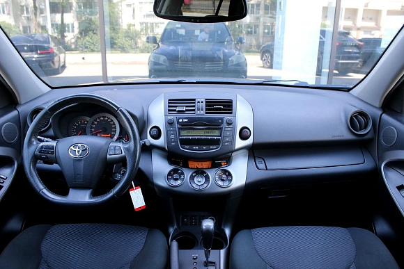 Купить Тойота Новый RAV4 2011г.
