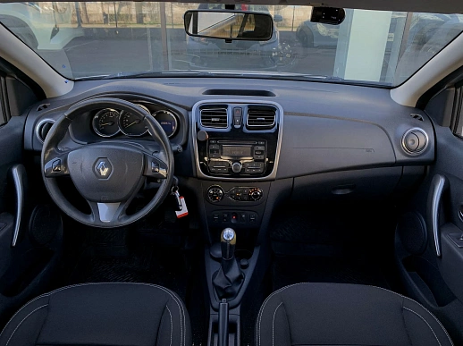 Купить Рено Логан 2014г.