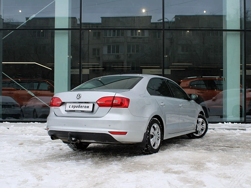 Купить Фольксваген ДЖетта 2012г.