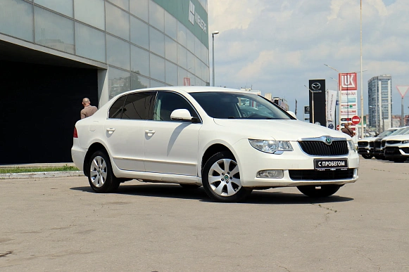 Купить Шкода Суперб 2012г.