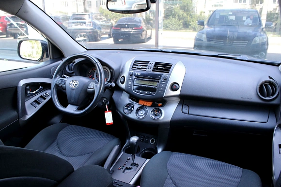 Купить Тойота Новый RAV4 2011г.