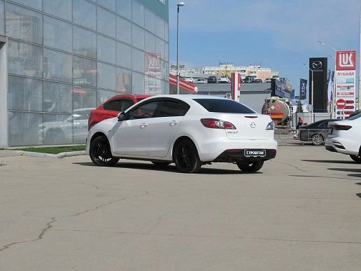 Купить Мазда Mazda 3 2011г.