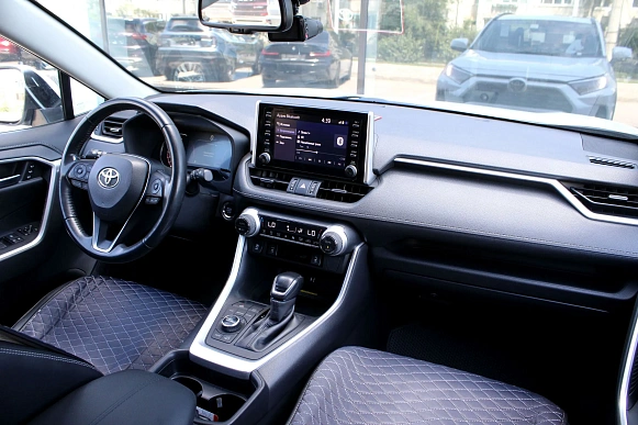 Купить Тойота Новый RAV4 2019г.
