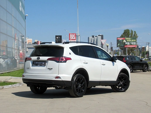 Купить Тойота Новый RAV4 2018г.