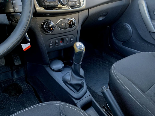 Купить Рено Логан 2014г.